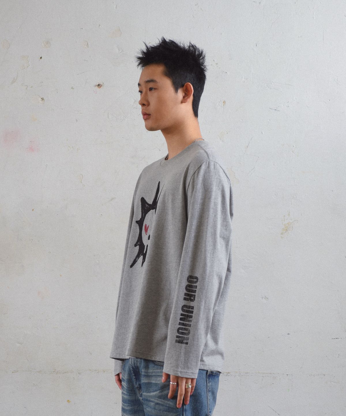 아모우(AMOU) Heart skull long sleeve Gray