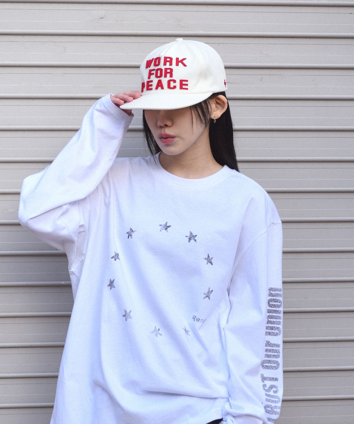 아모우(AMOU) Star Circle long sleeve White