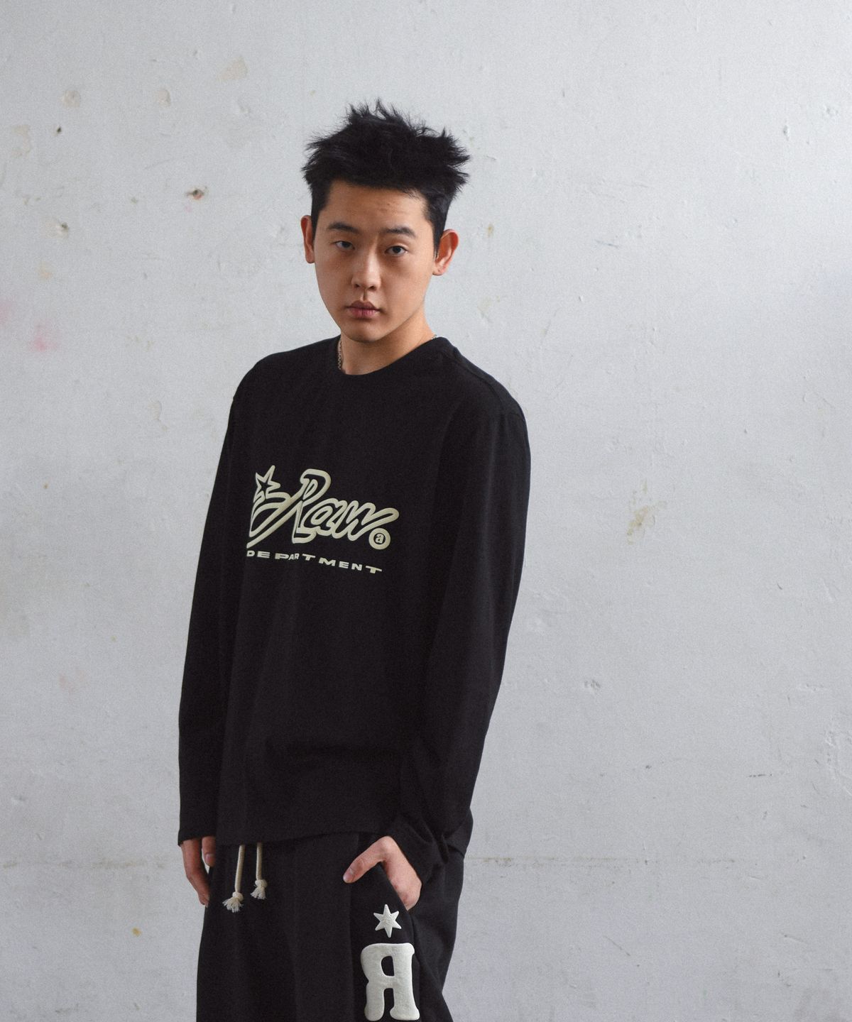 아모우(AMOU) RAW long sleeve Black