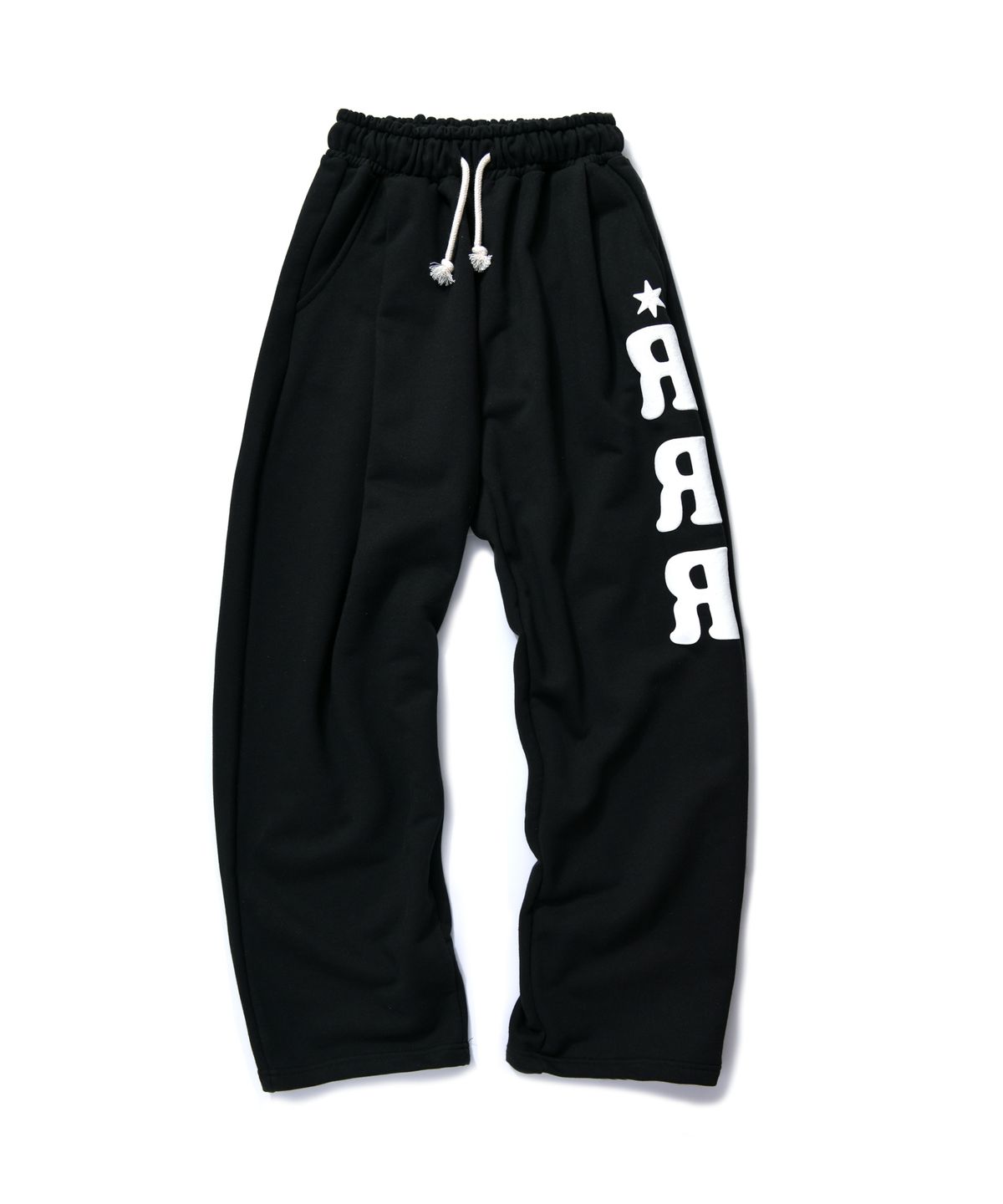 아모우(AMOU) RRR One Tuck Sweat Pants BALCK