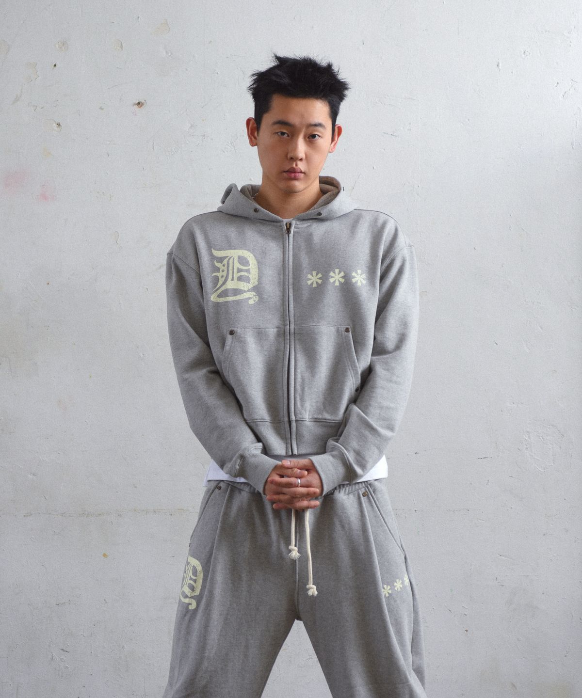 아모우(AMOU) D-Star Hoodie Zip Up GRAY