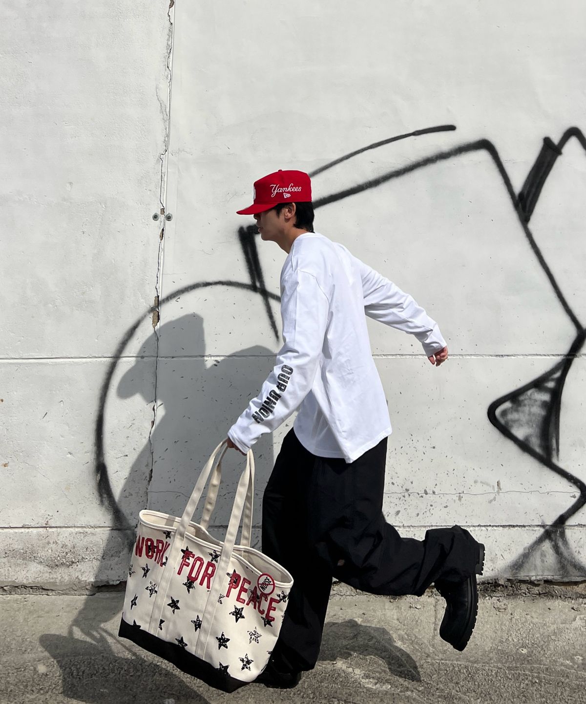 아모우(AMOU) DOT STAR TOTE BAG