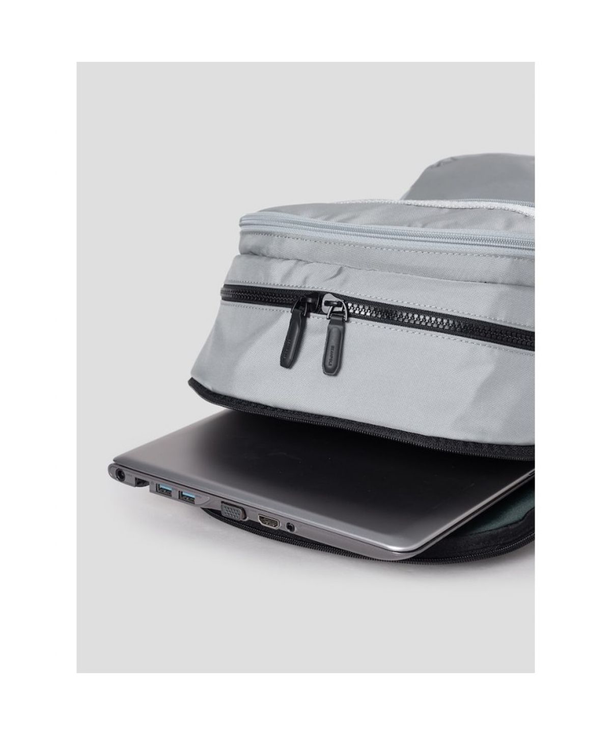 빈폴 액세서리(BEANPOLE ACCESSORY) BASE 투포켓 백팩  그레이
