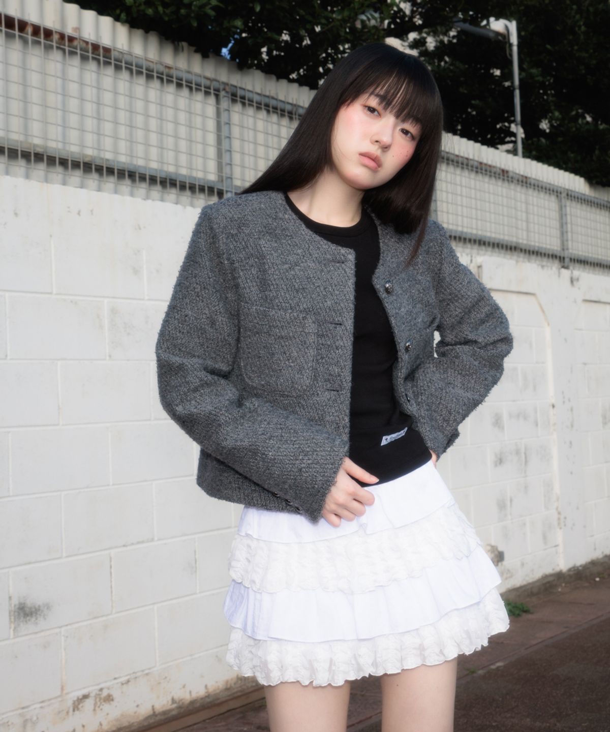 로제프란츠(ROSEFRANTZ) Classic Button Crop Tweed Jacket [Charcoal]