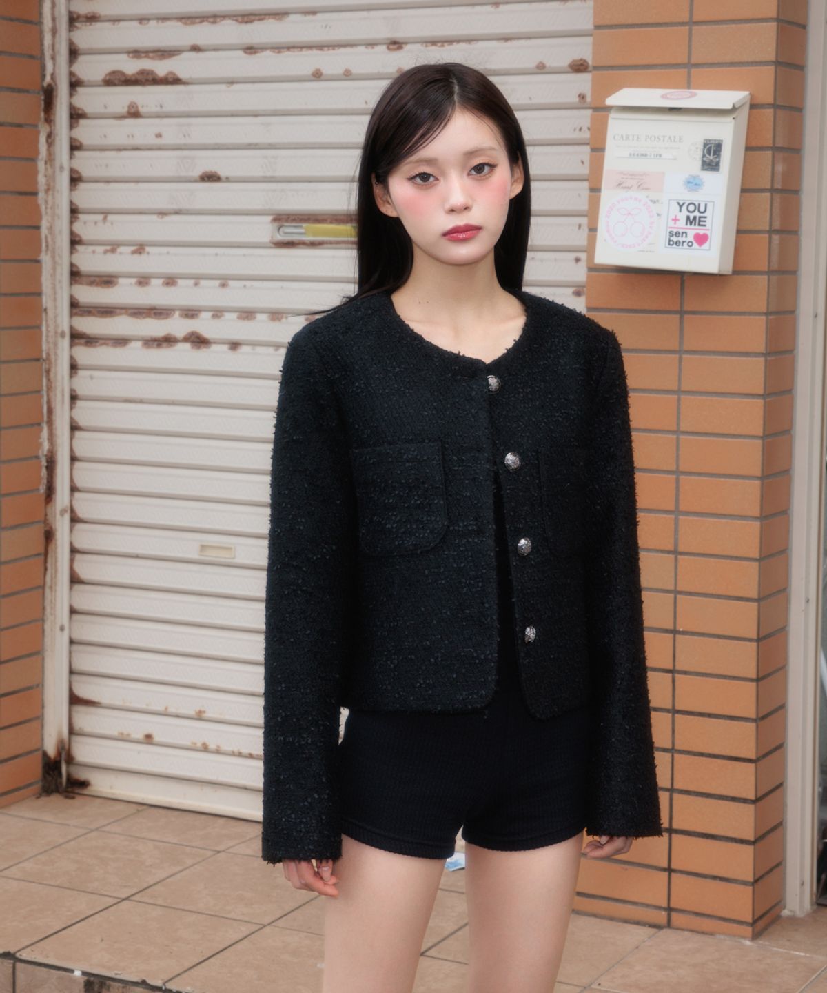로제프란츠(ROSEFRANTZ) Classic Button Crop Tweed Jacket [Black]