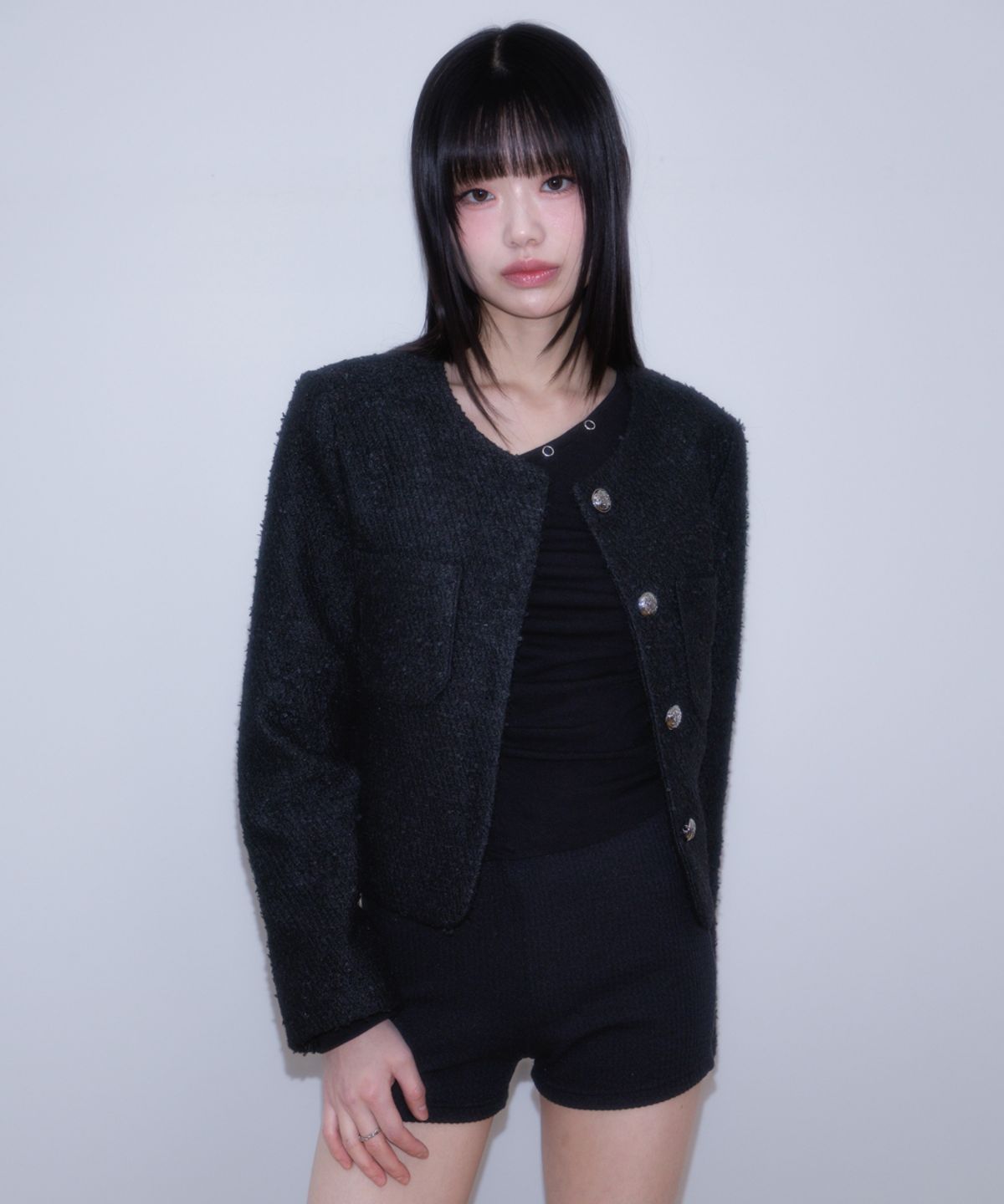 로제프란츠(ROSEFRANTZ) Classic Button Crop Tweed Jacket [Black]