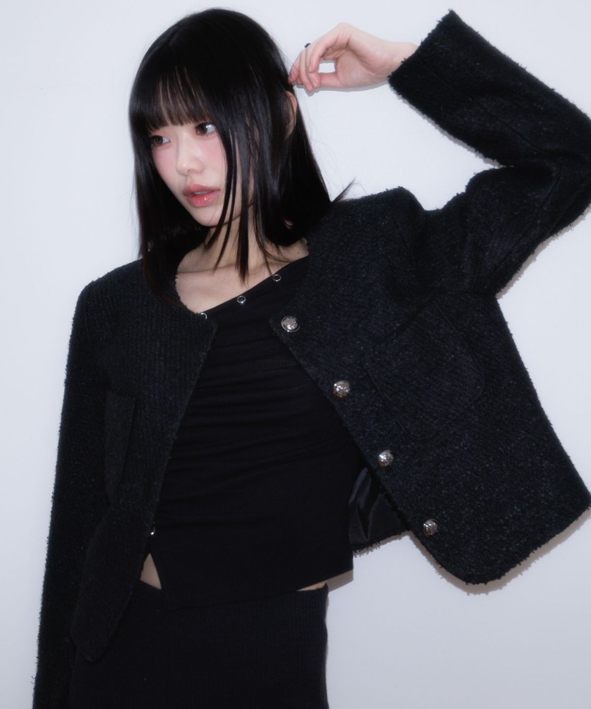 로제프란츠(ROSEFRANTZ) Classic Button Crop Tweed Jacket [Black]