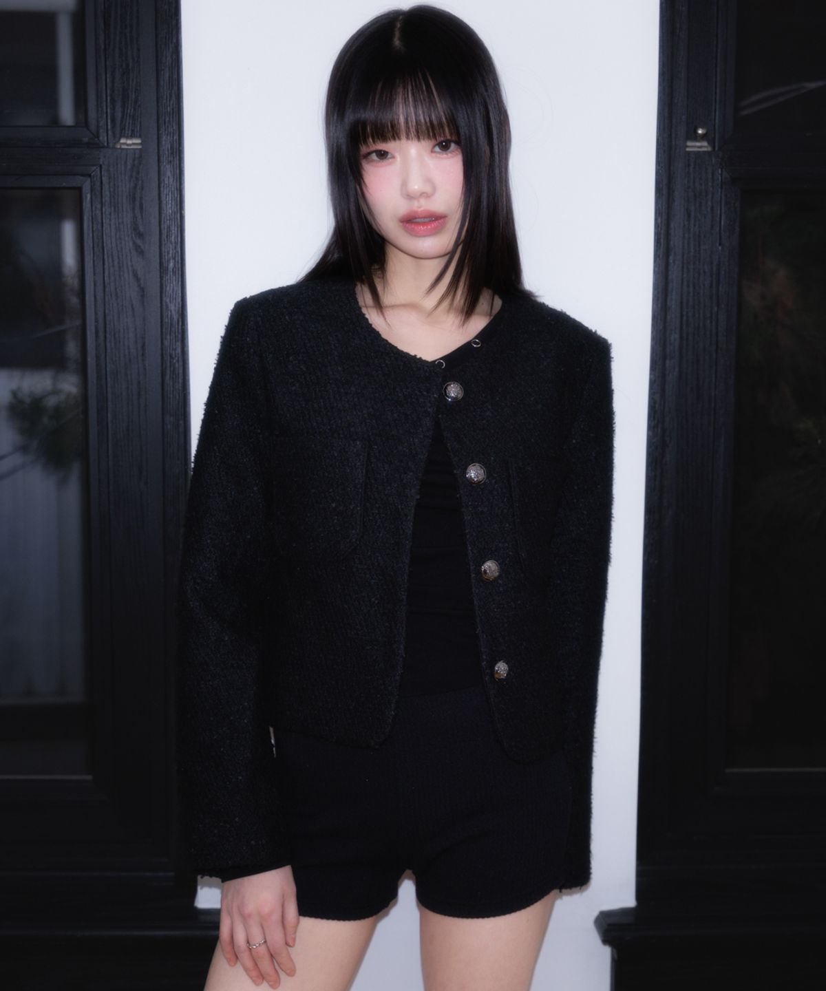 로제프란츠(ROSEFRANTZ) Classic Button Crop Tweed Jacket [Black]