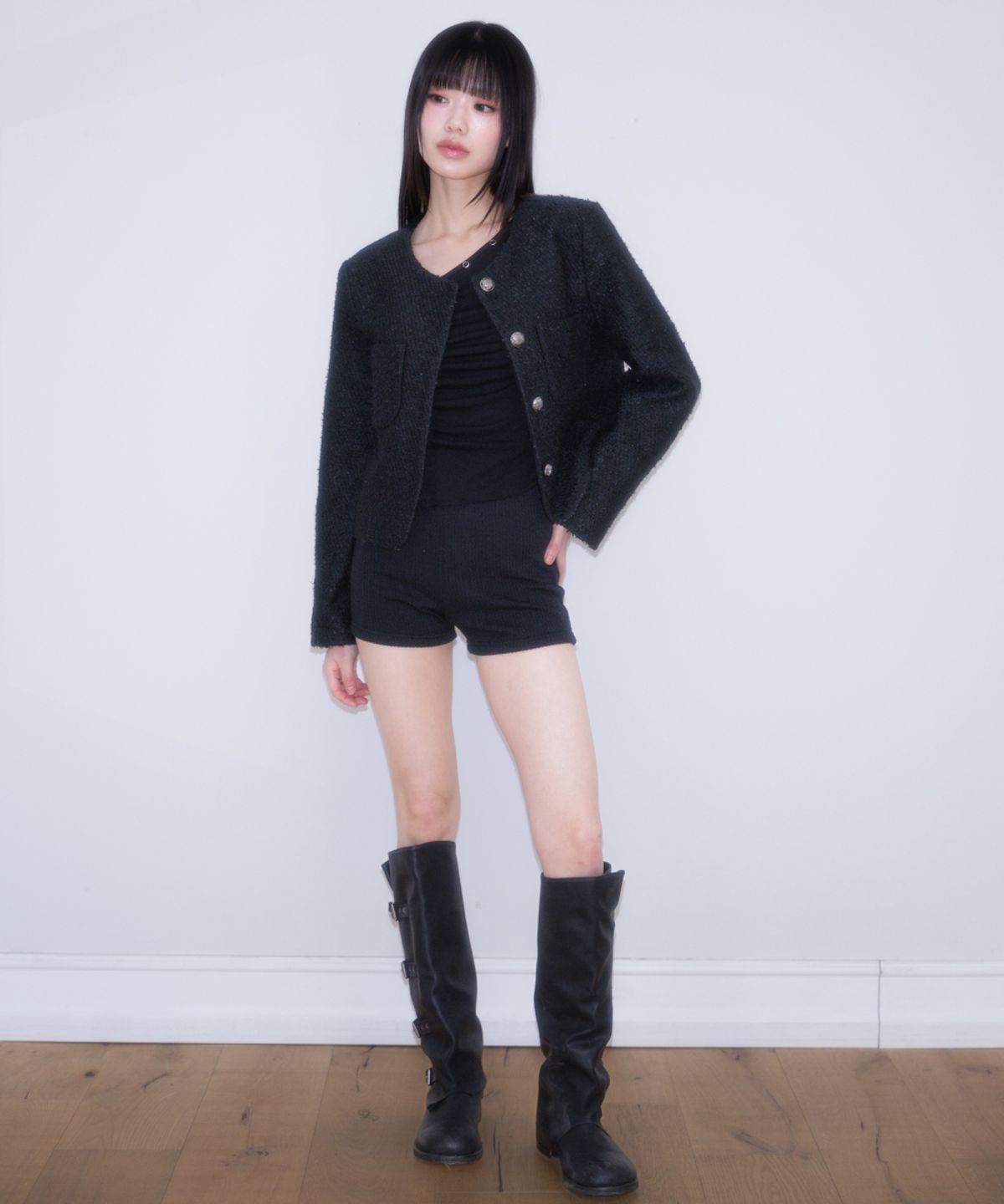 로제프란츠(ROSEFRANTZ) Classic Button Crop Tweed Jacket [Black]