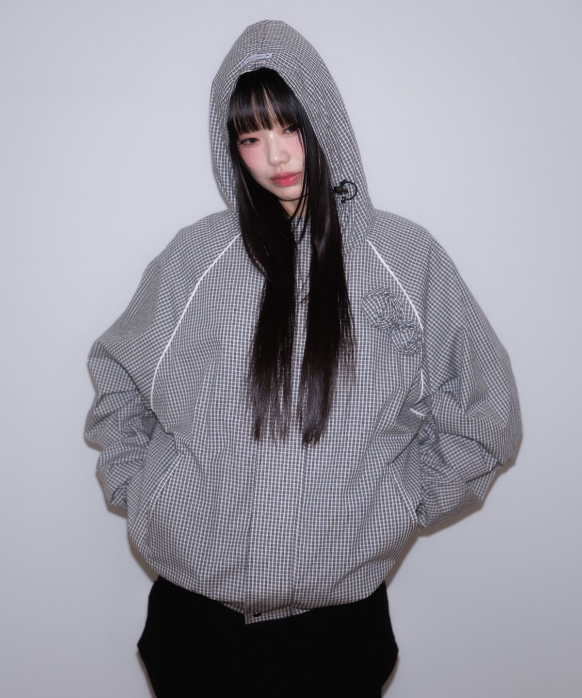 로제프란츠(ROSEFRANTZ) Rose Corsage Check Windbreaker [Black]