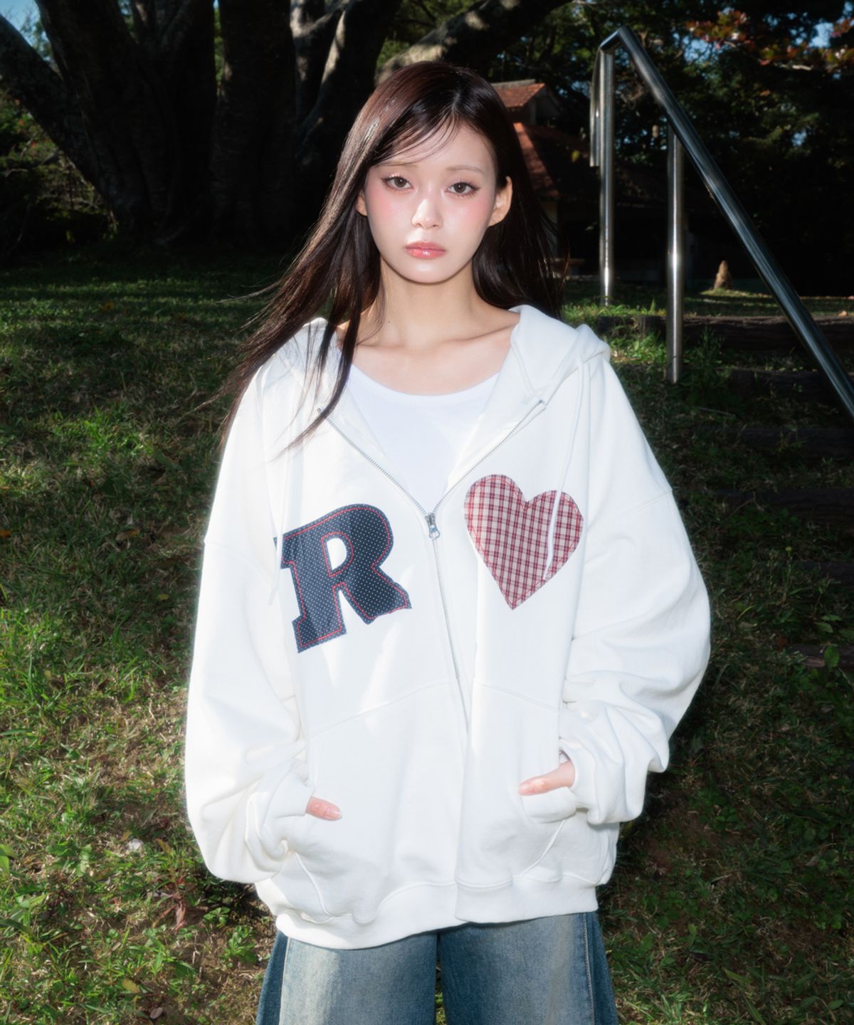 로제프란츠(ROSEFRANTZ) Heart Check Overfit Hood Zip-Up [Ivory]