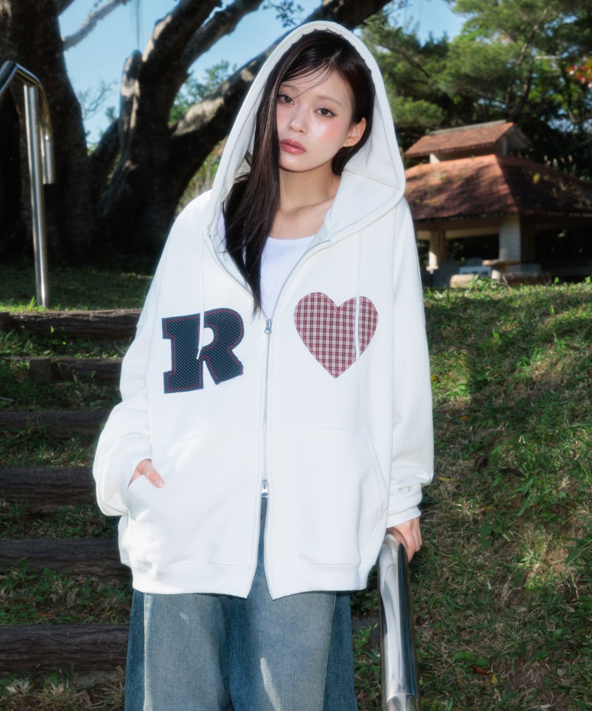 로제프란츠(ROSEFRANTZ) Heart Check Overfit Hood Zip-Up [Ivory]