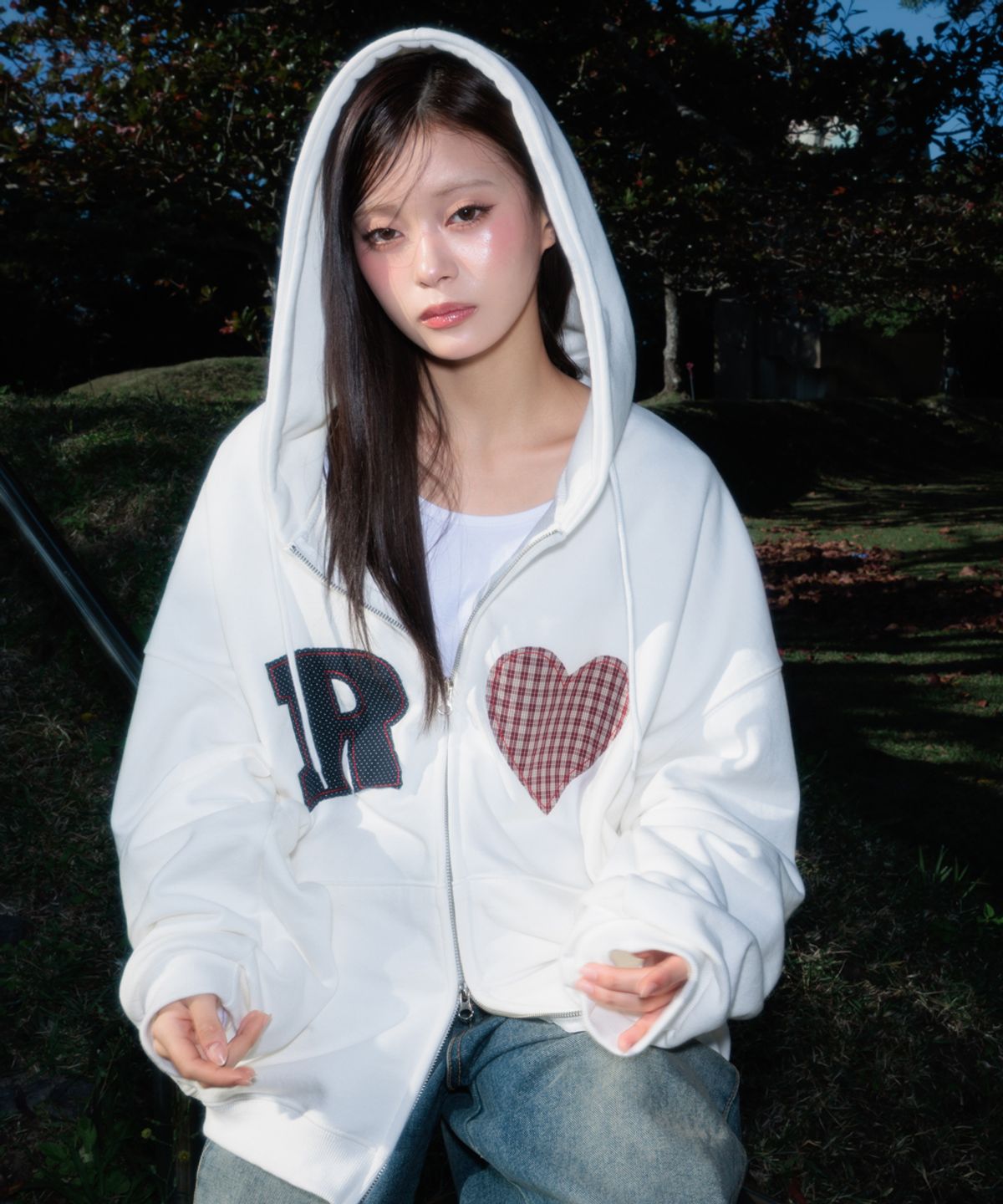 로제프란츠(ROSEFRANTZ) Heart Check Overfit Hood Zip-Up [Ivory]