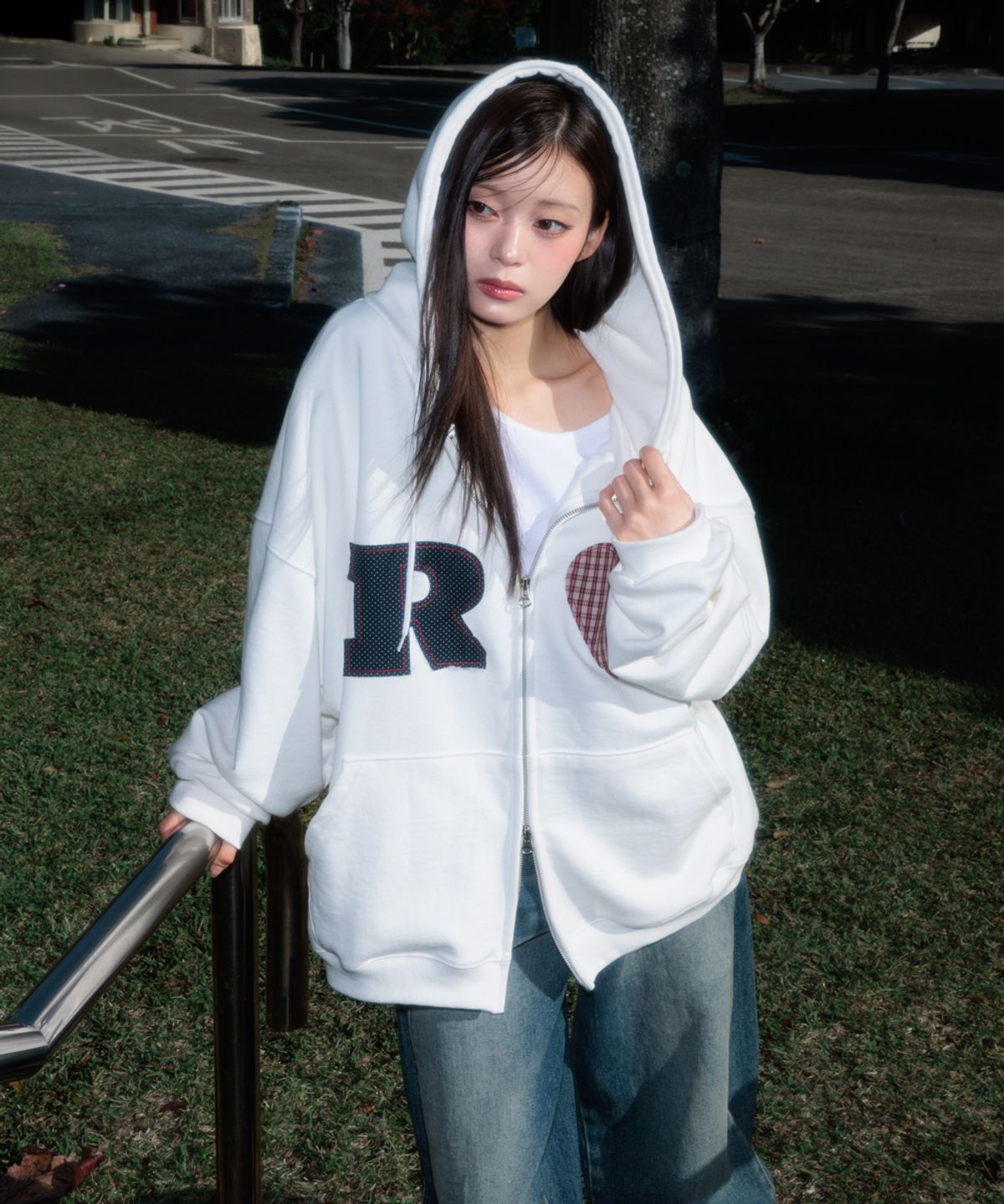 로제프란츠(ROSEFRANTZ) Heart Check Overfit Hood Zip-Up [Ivory]
