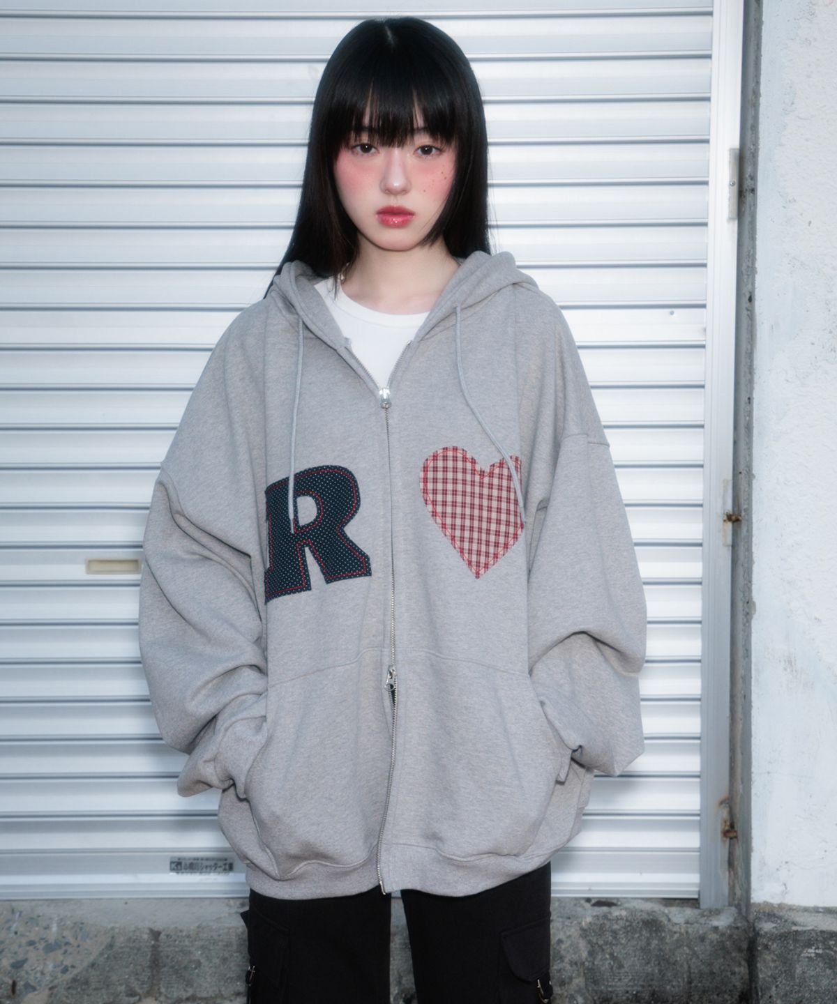 로제프란츠(ROSEFRANTZ) Heart Check Overfit Hood Zip-Up [Gray]