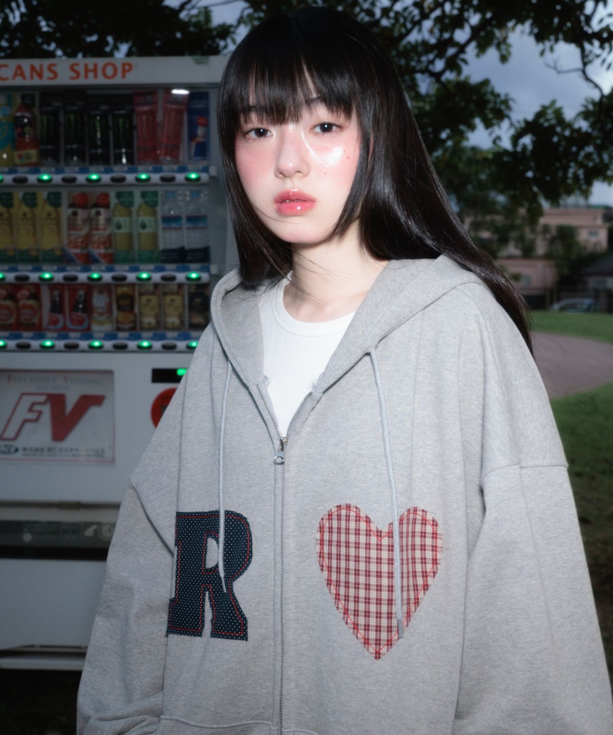 로제프란츠(ROSEFRANTZ) Heart Check Overfit Hood Zip-Up [Gray]
