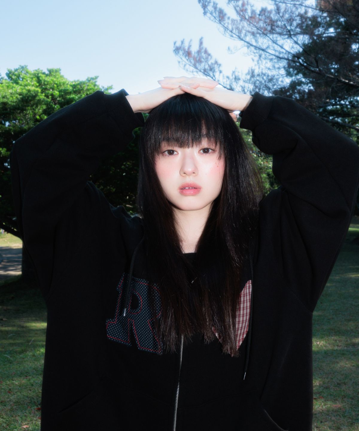 로제프란츠(ROSEFRANTZ) Heart Check Overfit Hood Zip-Up [Black]