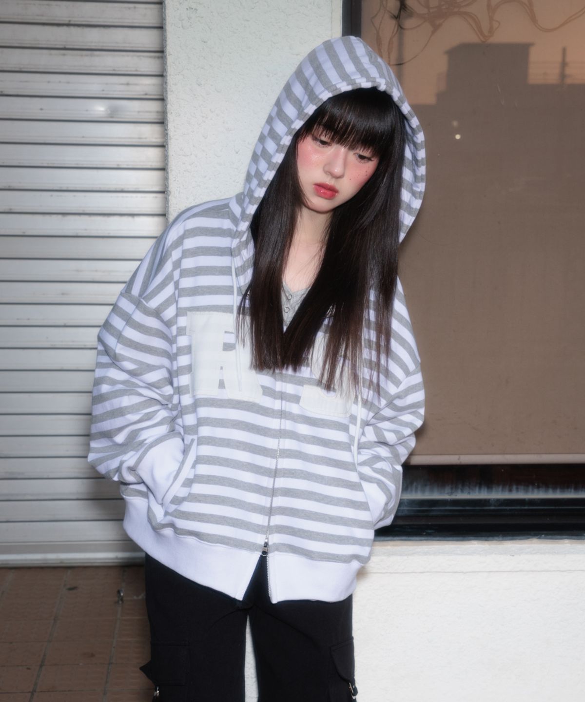 로제프란츠(ROSEFRANTZ) Patch Stripe Hood Zip-Up [Ivory]