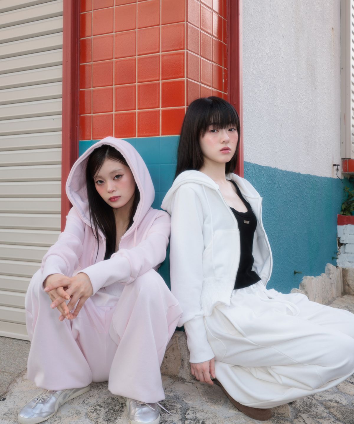 로제프란츠(ROSEFRANTZ) Smoke Ruffle Hood Zip-Up [Ivory]