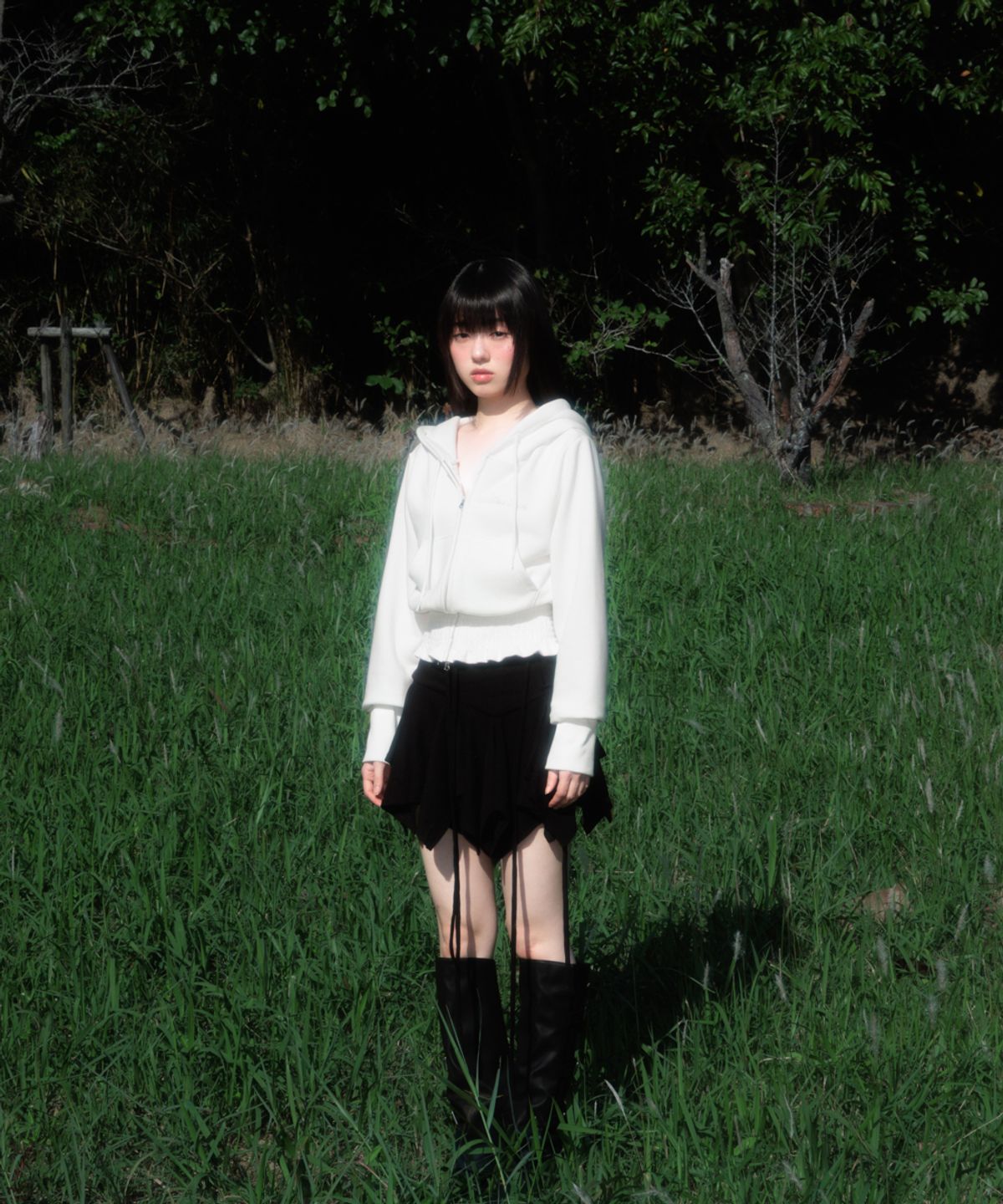로제프란츠(ROSEFRANTZ) Smoke Ruffle Hood Zip-Up [Ivory]