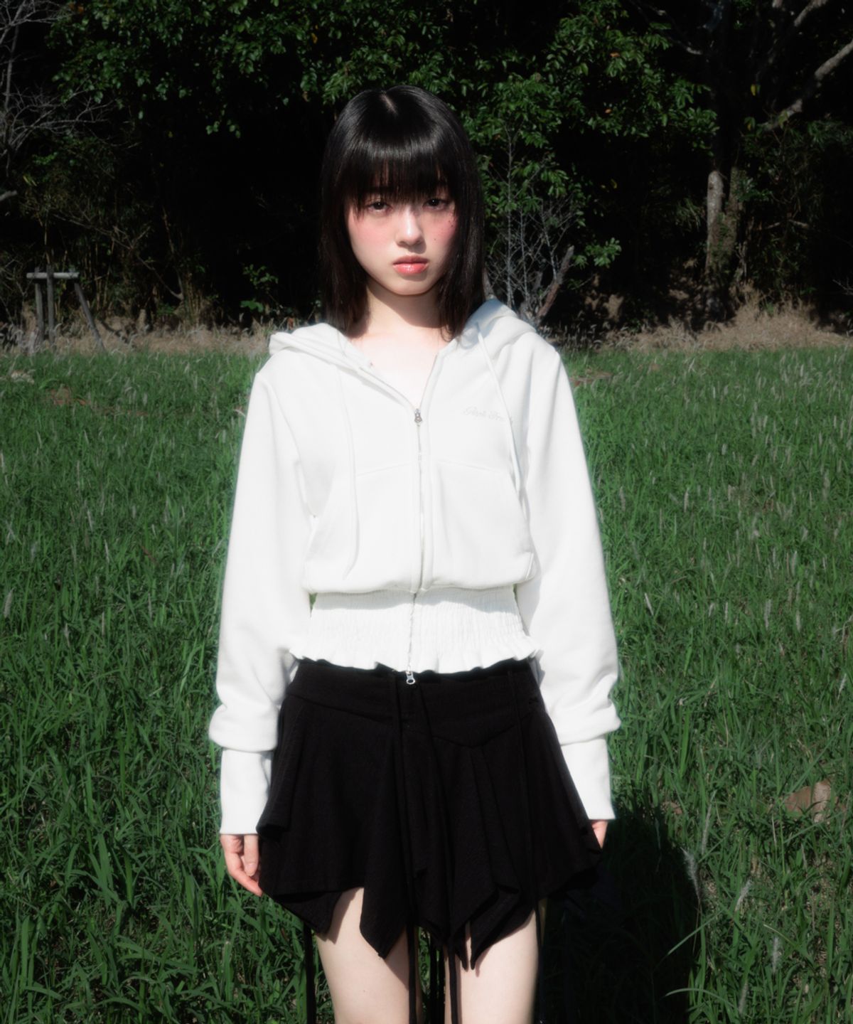 로제프란츠(ROSEFRANTZ) Smoke Ruffle Hood Zip-Up [Ivory]