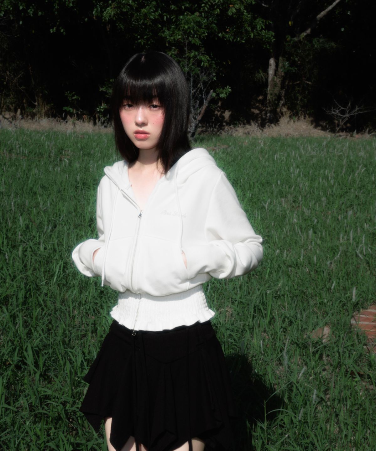 로제프란츠(ROSEFRANTZ) Smoke Ruffle Hood Zip-Up [Ivory]