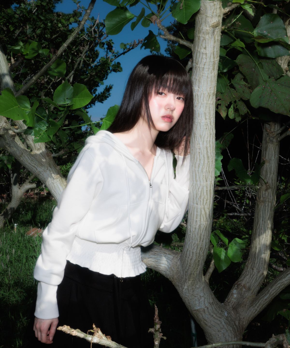 로제프란츠(ROSEFRANTZ) Smoke Ruffle Hood Zip-Up [Ivory]