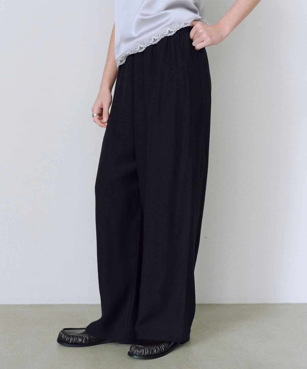 유라고(URAGO) Dive banding wide pants