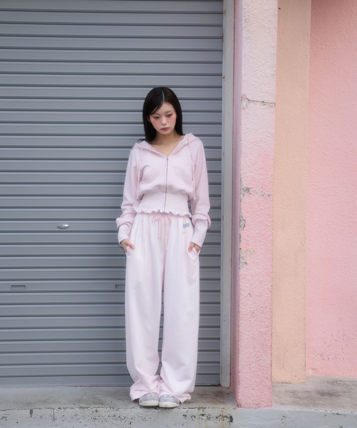 로제프란츠(ROSEFRANTZ) Smoke Ruffle Hood Zip-Up [Pink]