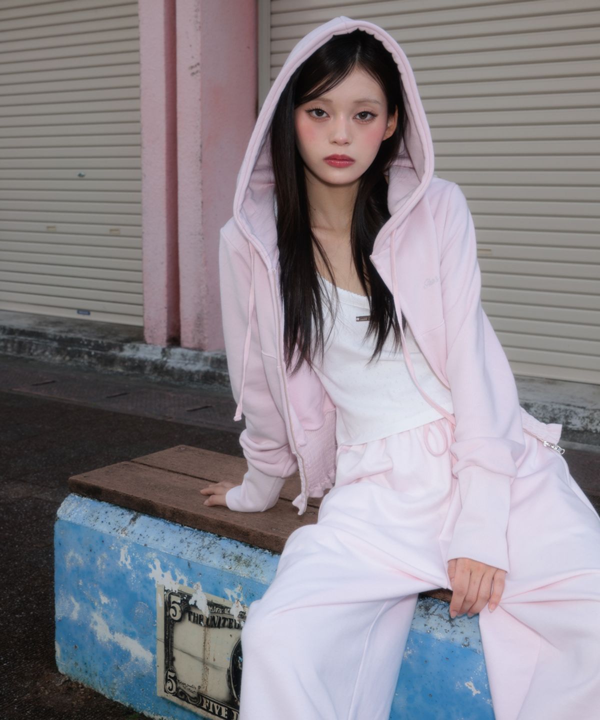 로제프란츠(ROSEFRANTZ) Smoke Ruffle Hood Zip-Up [Pink]