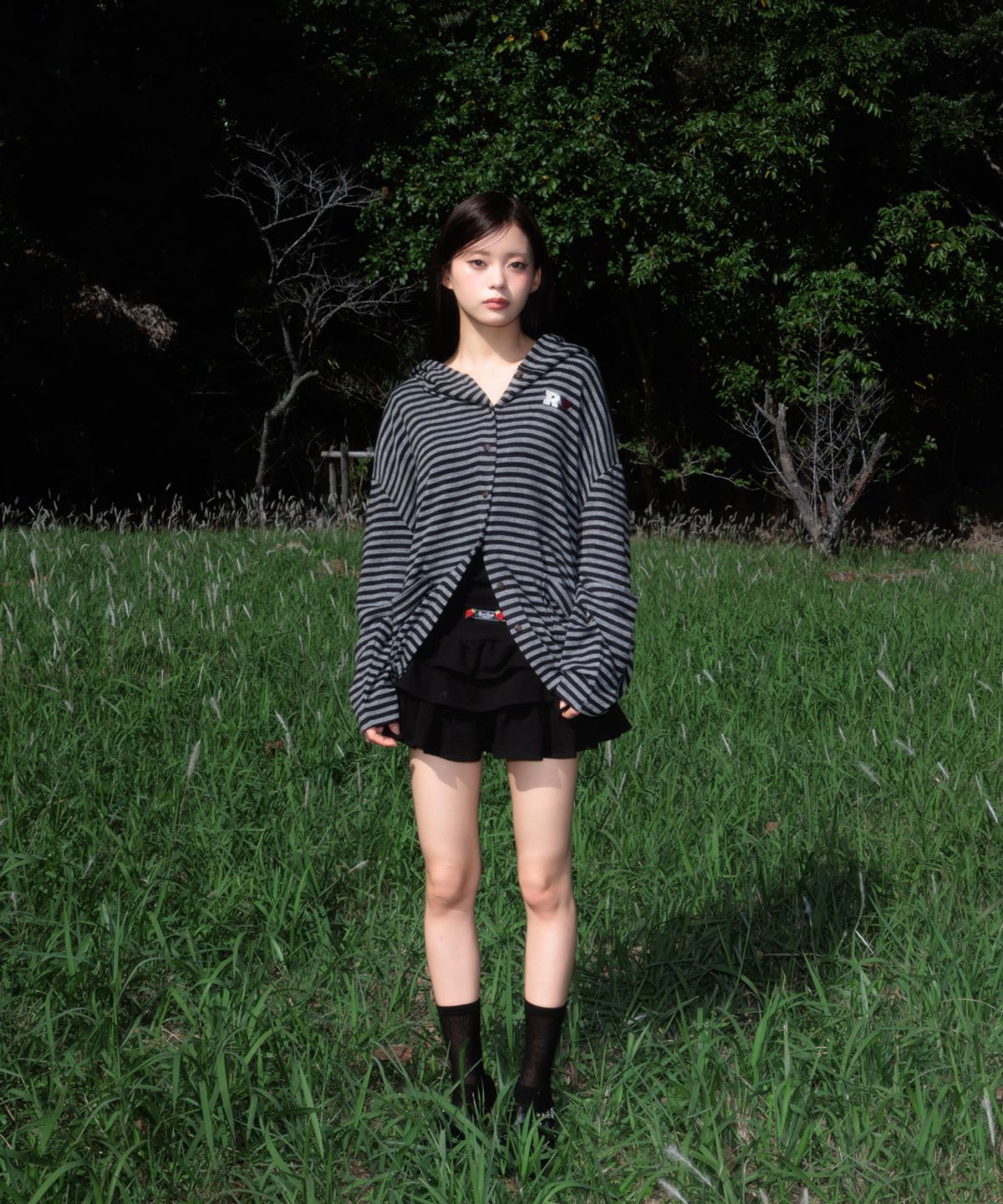 로제프란츠(ROSEFRANTZ) Stripe Heart Hood Cardigan [Black]