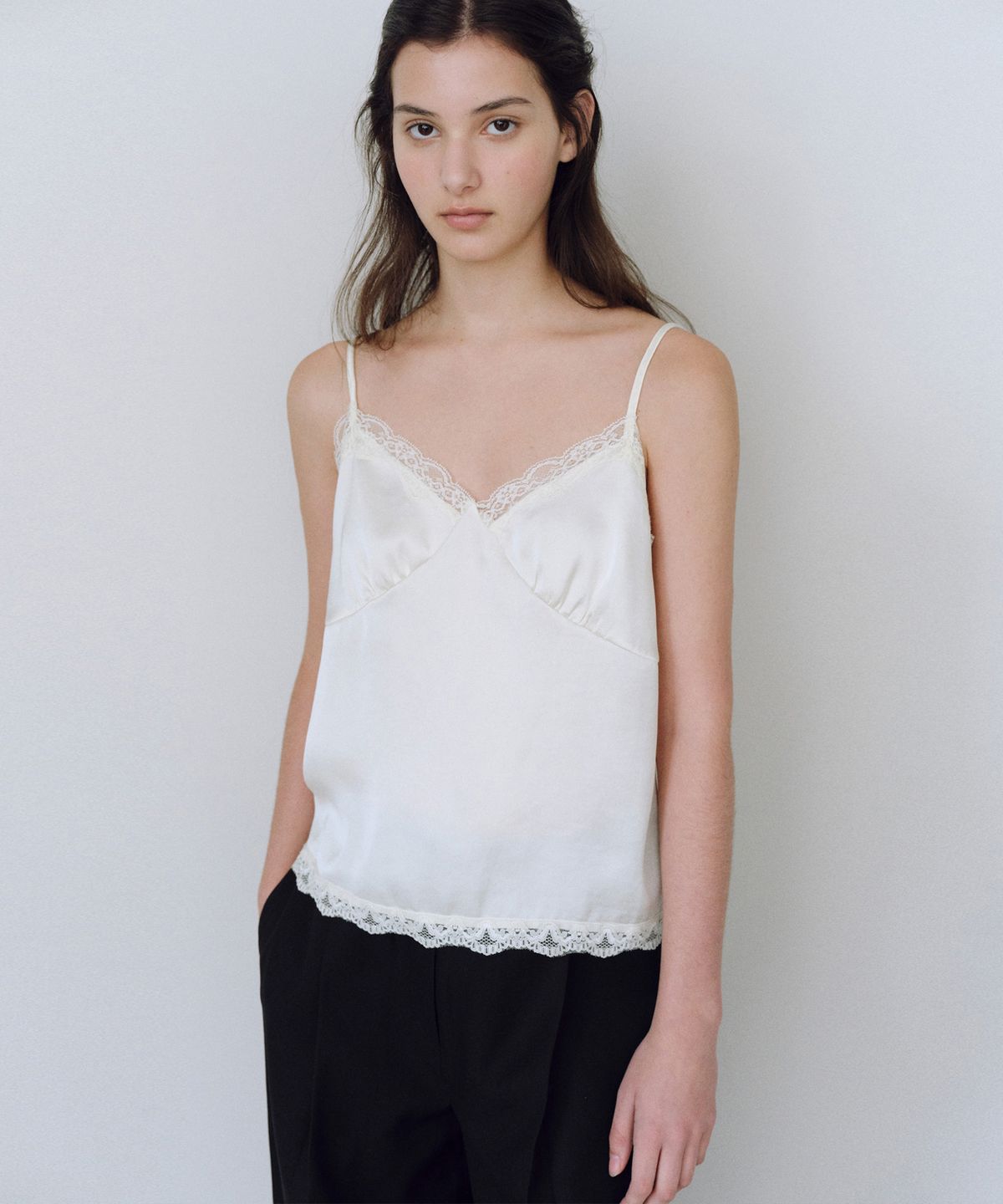 유라고(URAGO) Silky lace bustier