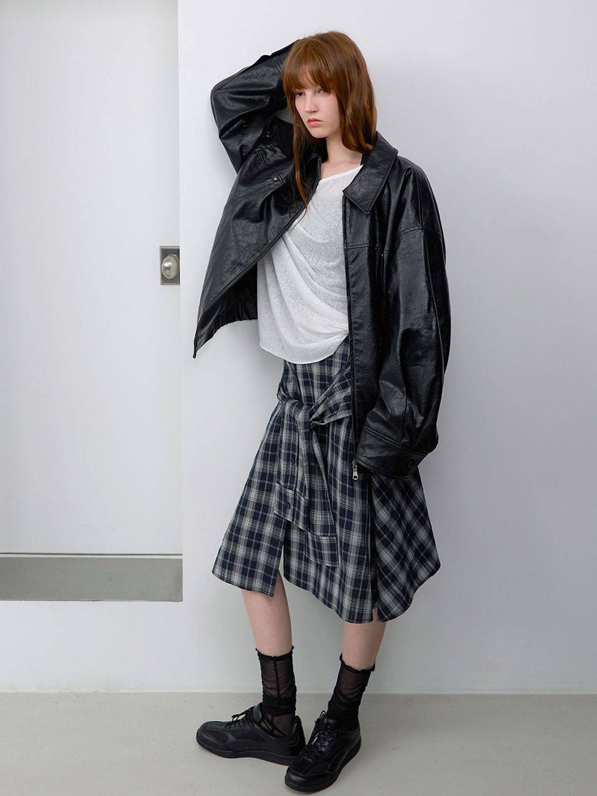 아틀리에 나인(ATELIER NAIN) CRINCLE LEATHER OVERSIZED JUMPER (JP-601)