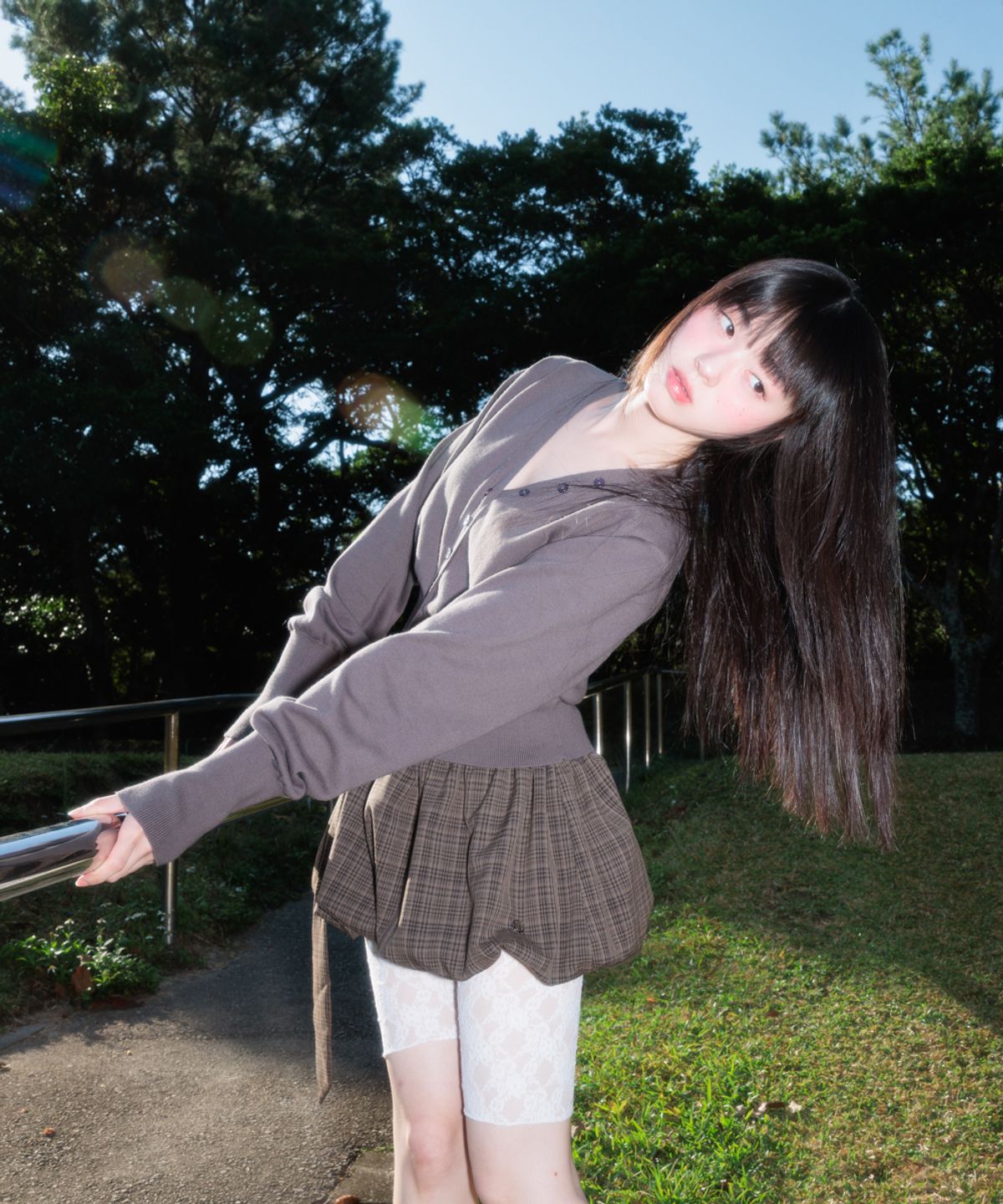로제프란츠(ROSEFRANTZ) V-Neck Classic Button Cardigan [Charcoal]