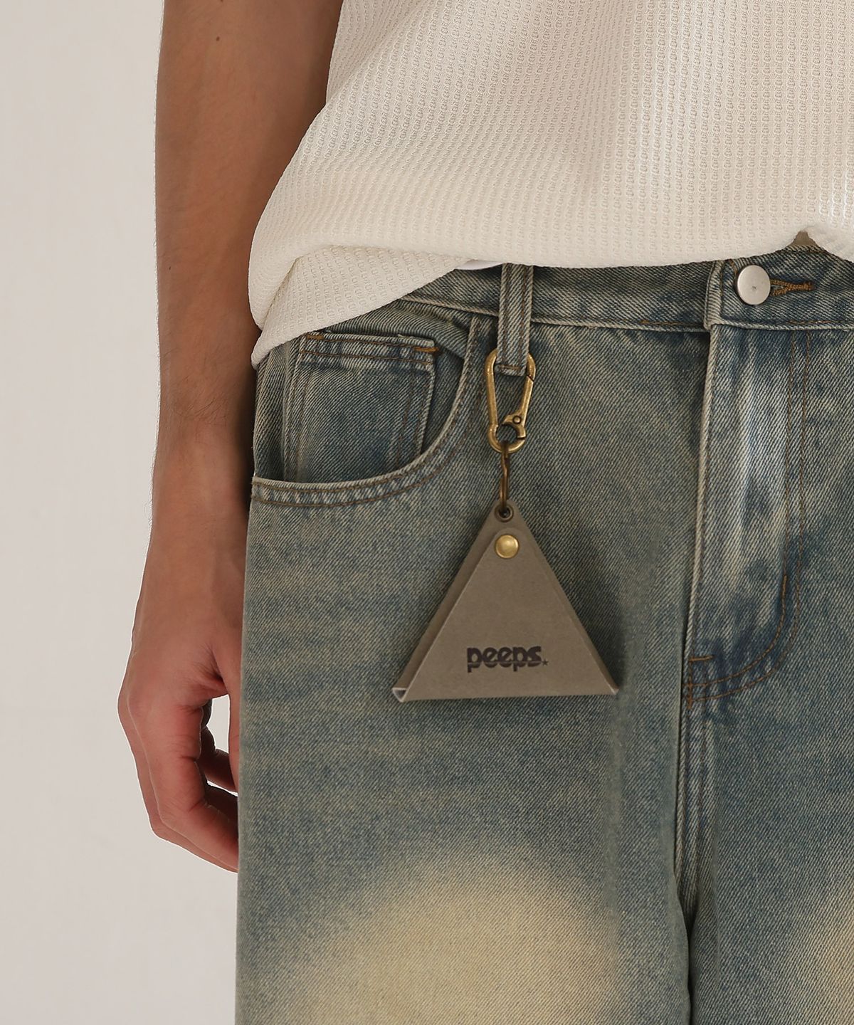 핍스(PEEPS) Triangle Pendant Pocket(Gray)