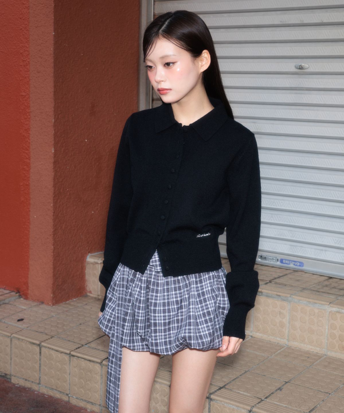 로제프란츠(ROSEFRANTZ) Fabric Button Collar Cardigan [Black]