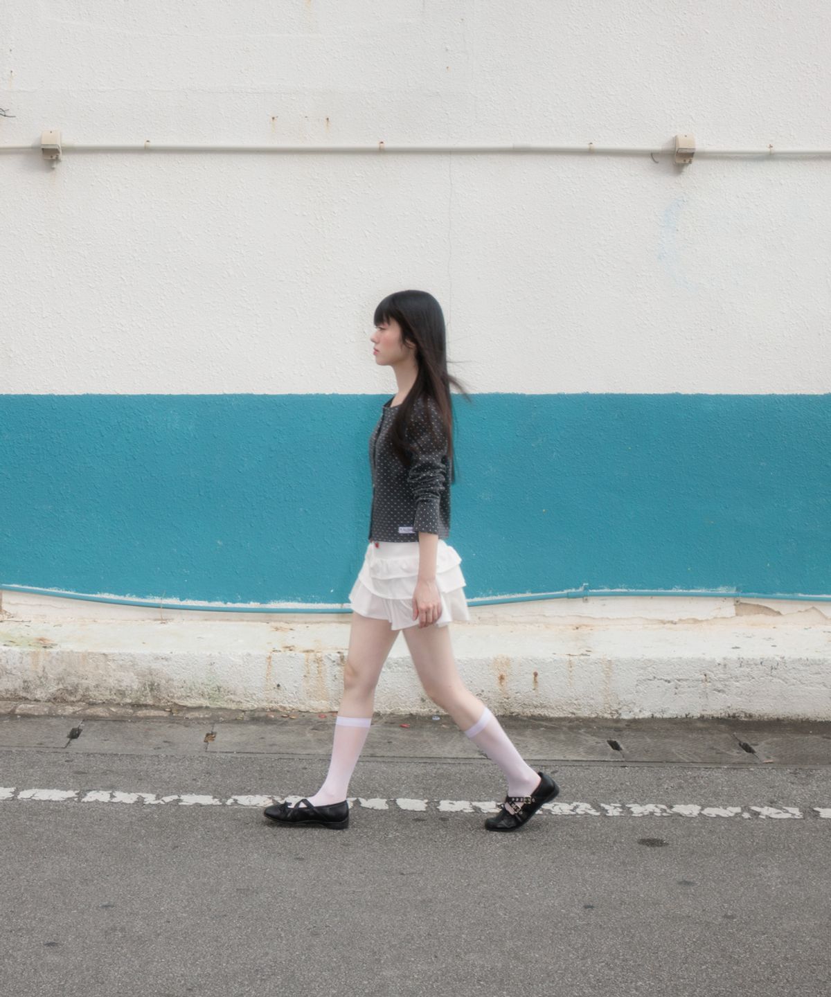 로제프란츠(ROSEFRANTZ) Dot Button Point Cardigan [Charcoal]