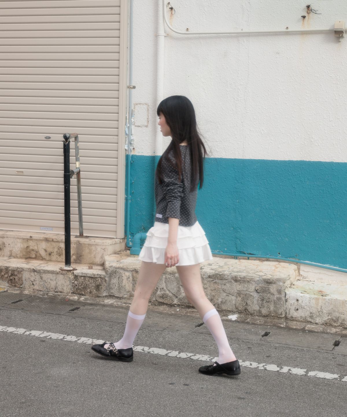로제프란츠(ROSEFRANTZ) Dot Button Point Cardigan [Charcoal]