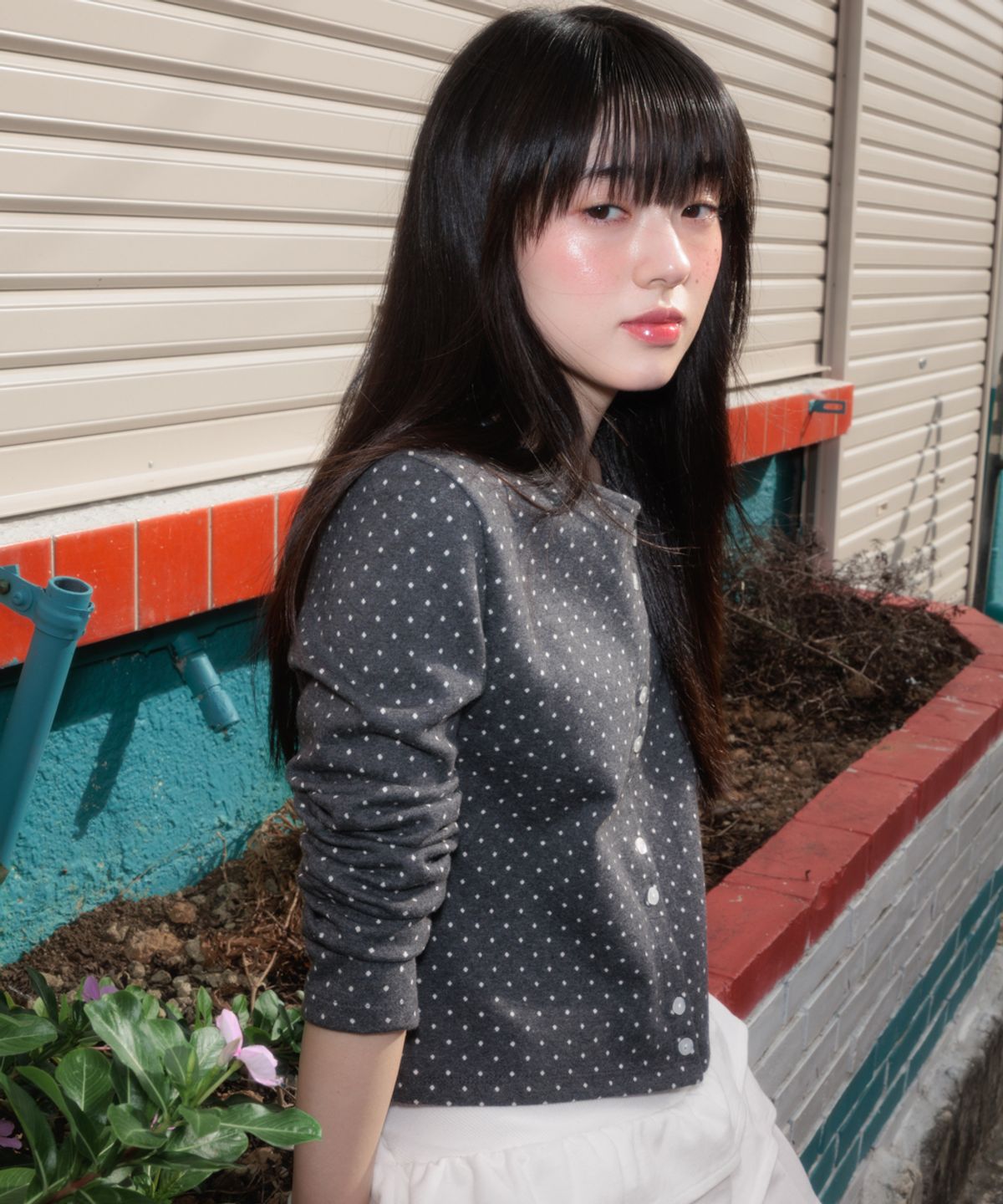 로제프란츠(ROSEFRANTZ) Dot Button Point Cardigan [Charcoal]