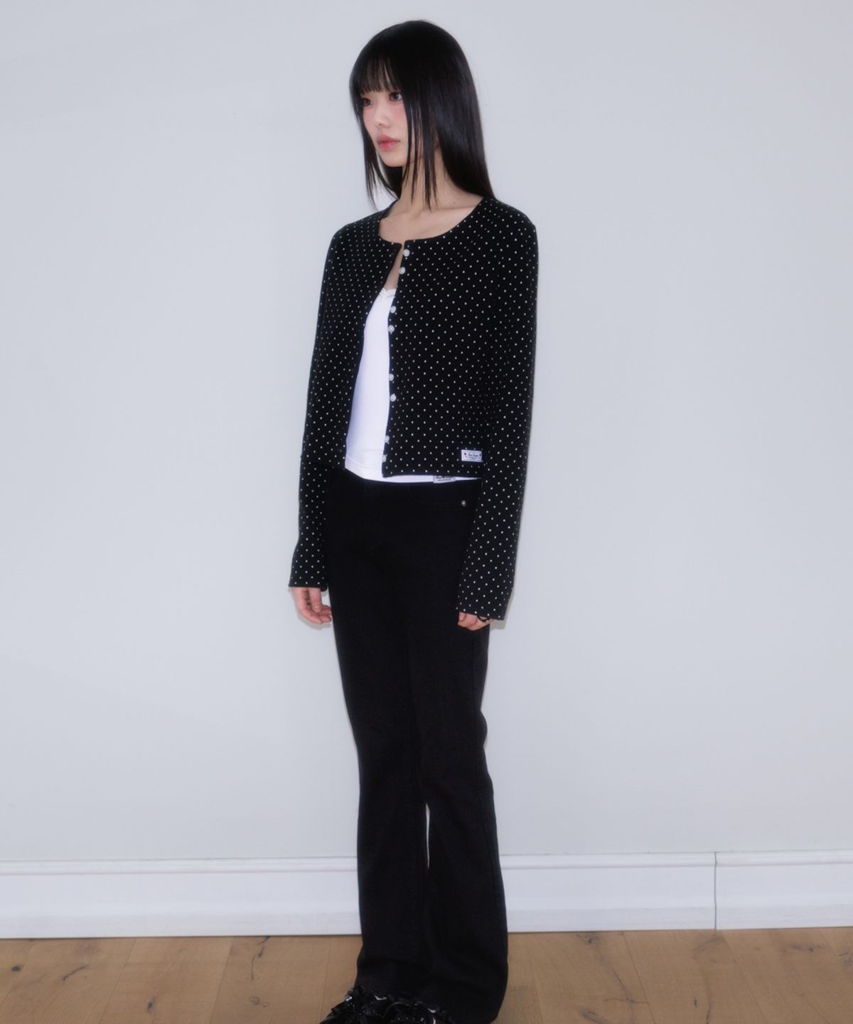 로제프란츠(ROSEFRANTZ) Dot Button Point Cardigan [Black]