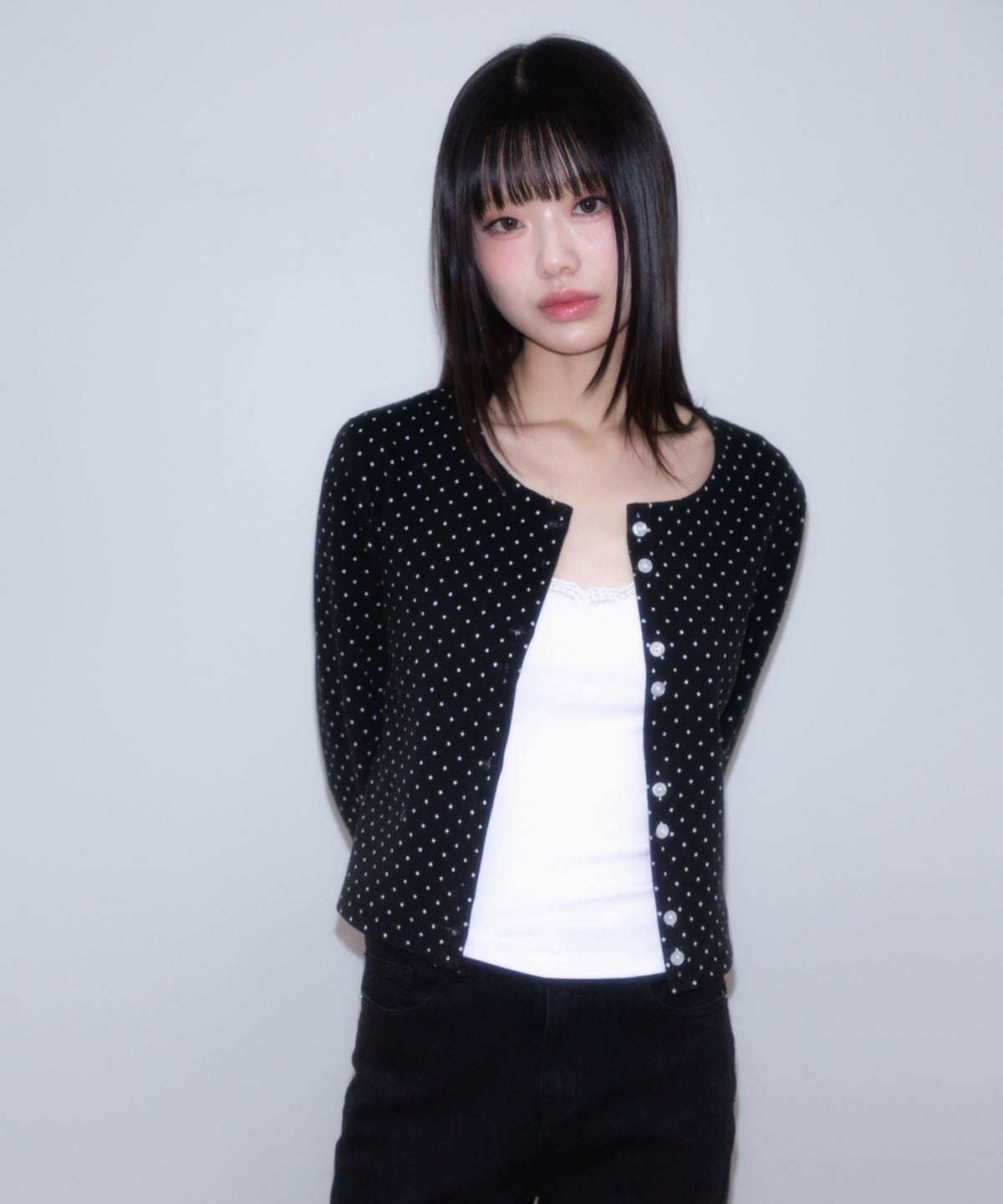 로제프란츠(ROSEFRANTZ) Dot Button Point Cardigan [Black]