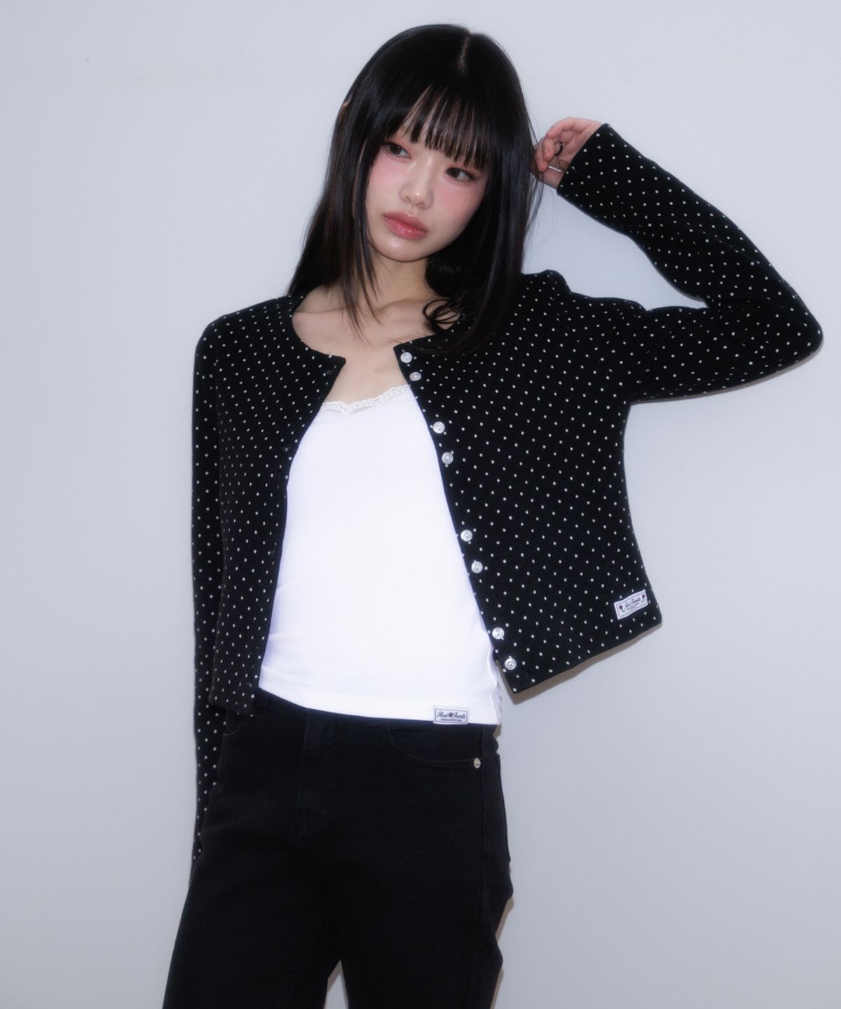 로제프란츠(ROSEFRANTZ) Dot Button Point Cardigan [Black]