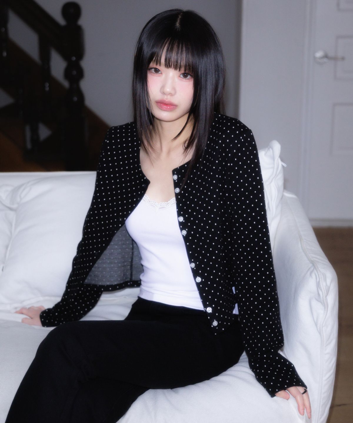 로제프란츠(ROSEFRANTZ) Dot Button Point Cardigan [Black]