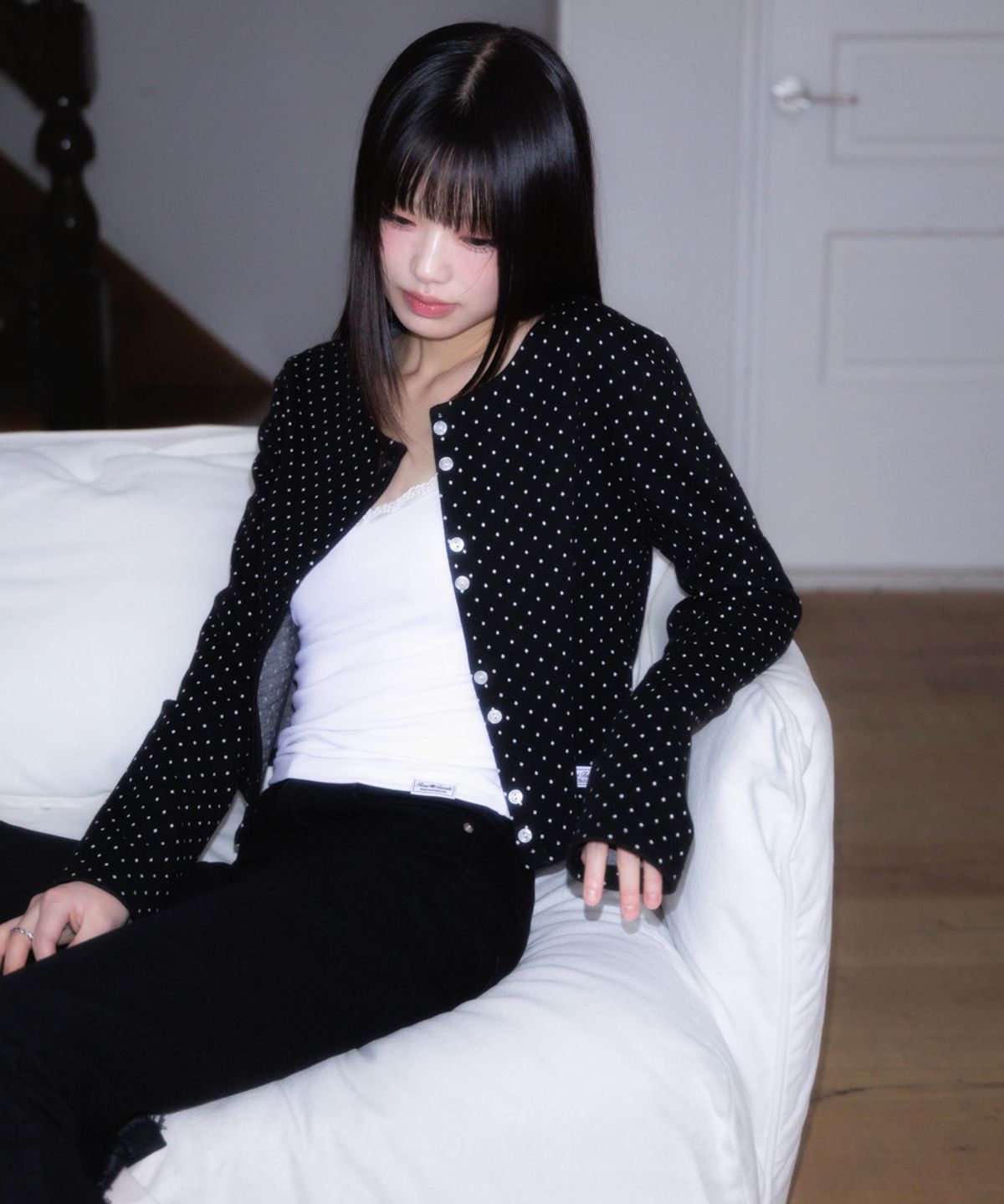 로제프란츠(ROSEFRANTZ) Dot Button Point Cardigan [Black]