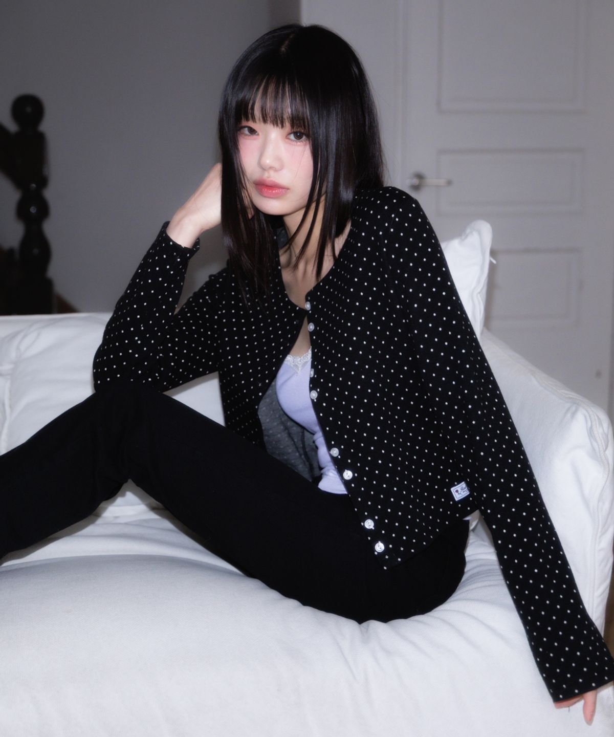 로제프란츠(ROSEFRANTZ) Dot Button Point Cardigan [Black]