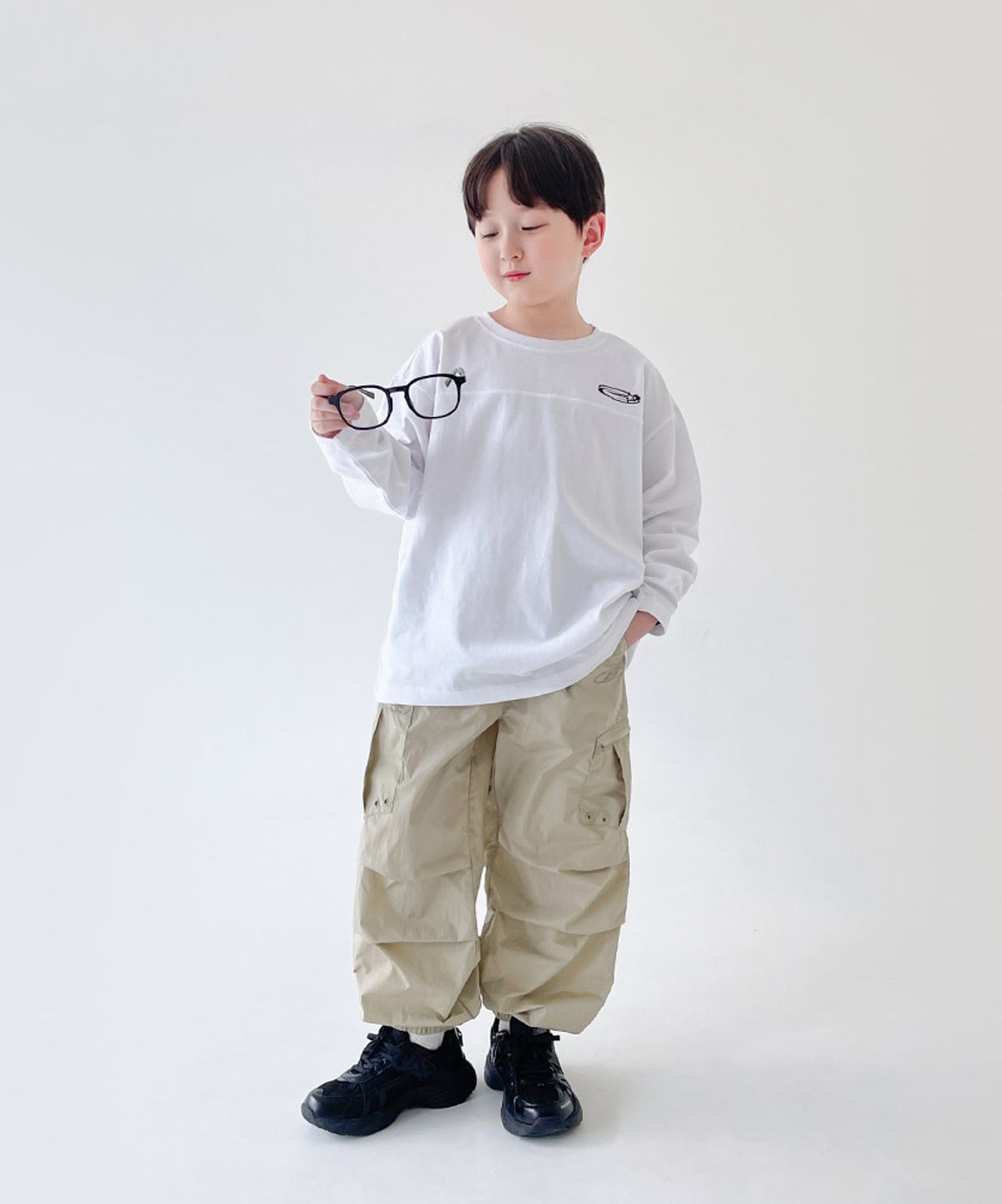 베리클로젯(BERRYCLOSET) 스타 라인 티셔츠