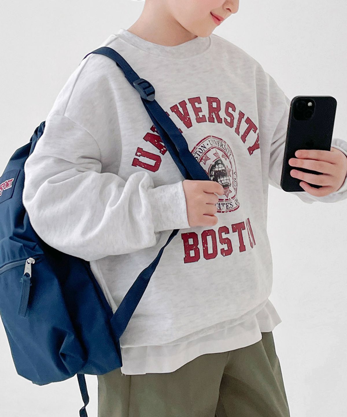 베리클로젯(BERRYCLOSET) 유니 보스턴 맨투맨