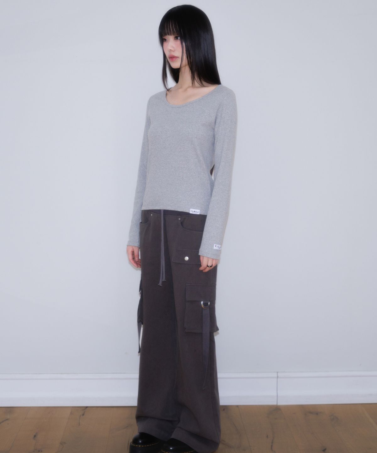로제프란츠(ROSEFRANTZ) Essential Rose Label Long Sleeve [Gray]