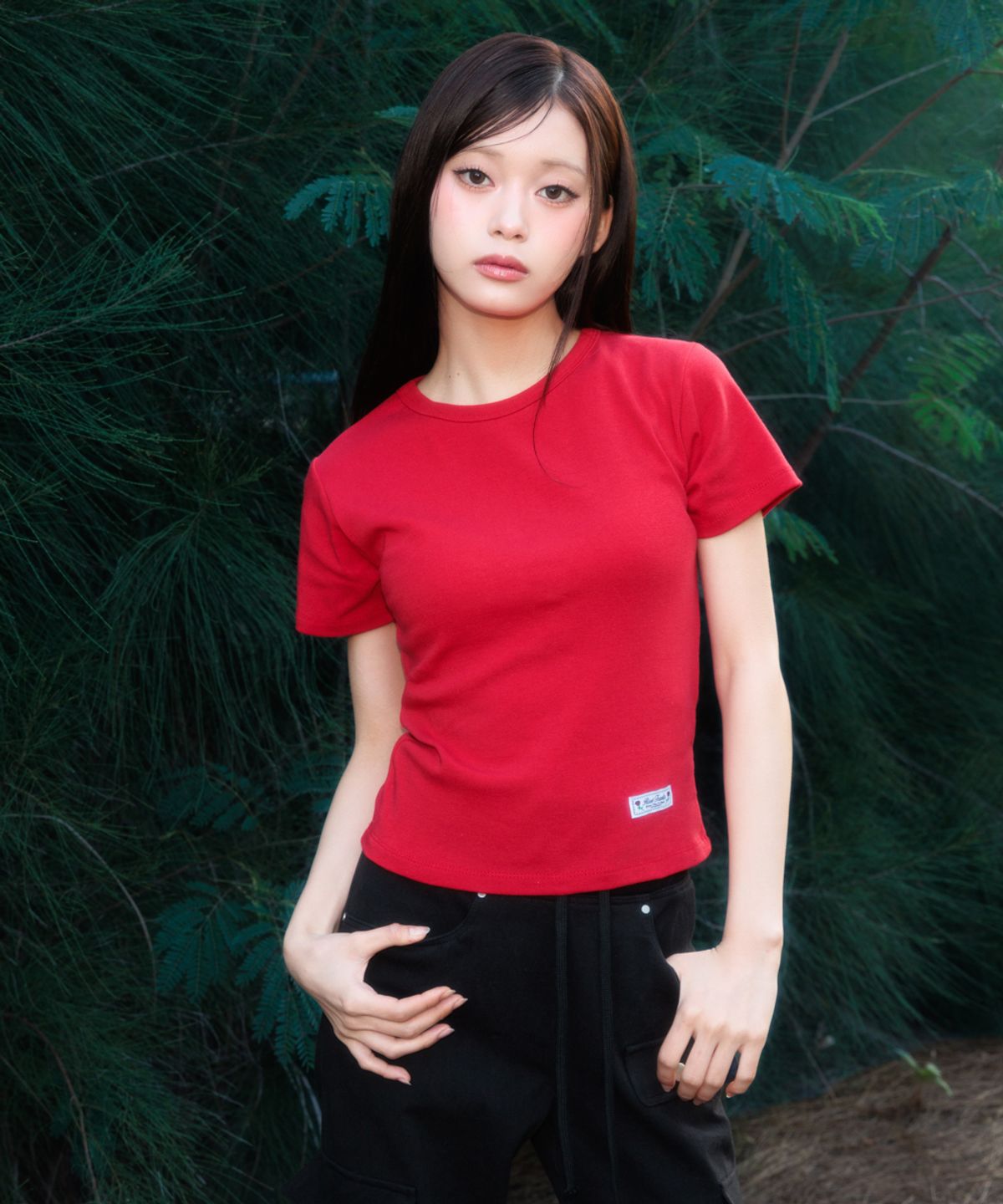 로제프란츠(ROSEFRANTZ) Essential Rose Label T-Shirt [Red]