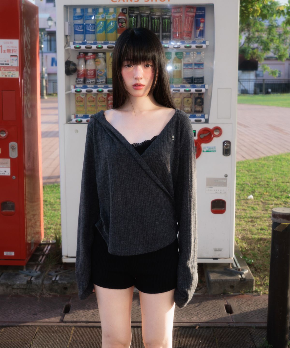 로제프란츠(ROSEFRANTZ) Wrap Shirring Hood Long Sleeve [Charcoal]